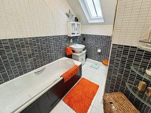 Photo 2- click for photo gallery